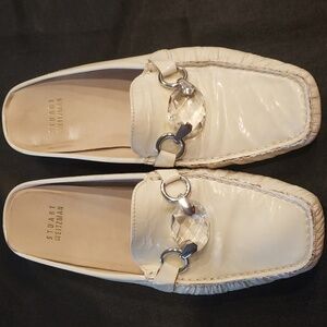 Stuart Weitzman Claw Ivory Patent Leather Slide with silver and crystal detail